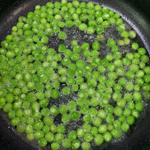 green peas stir fry with eggs 2